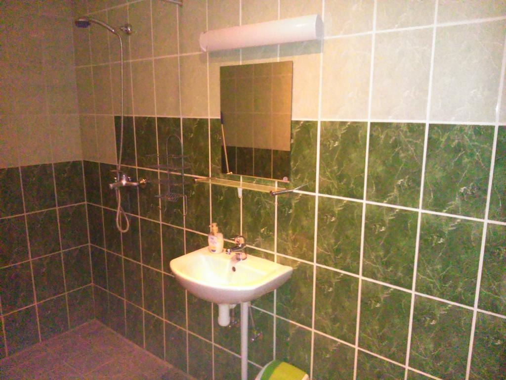 Kortsitalu Kuelalistemaja Apartment Kopu  ห้อง รูปภาพ
